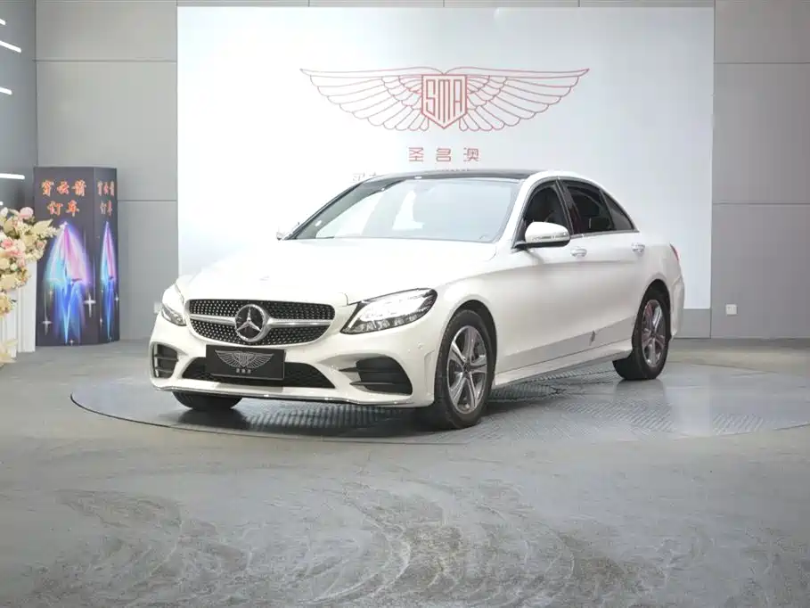Mercedes-Benz C-Class 2020