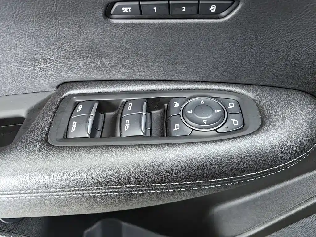 Cadillac XT5 — миниатюра 9