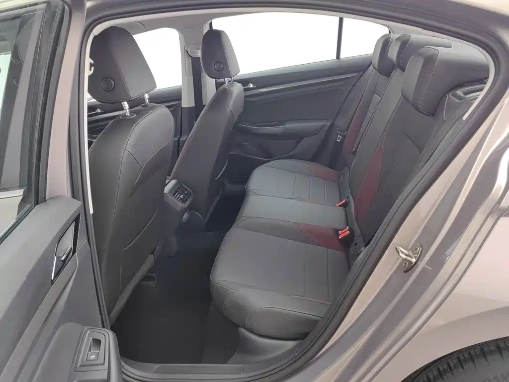 Volkswagen Bora — миниатюра 15