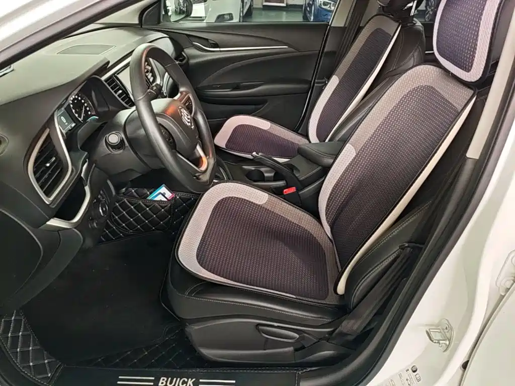 Buick Excelle — миниатюра 15