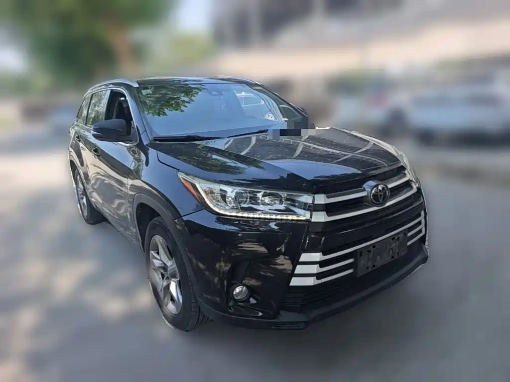 Toyota Highlander 2018 2.0T Luxury 7 мест V