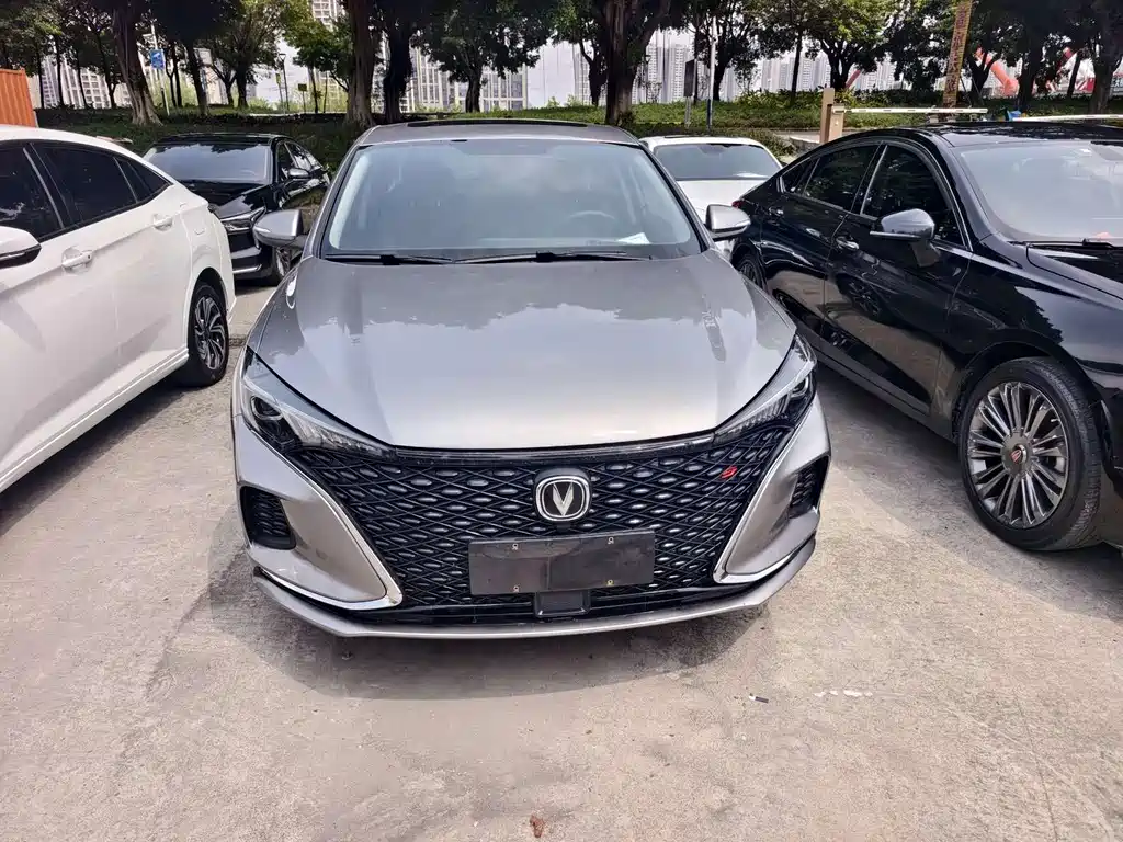 Changan Eado — миниатюра 2