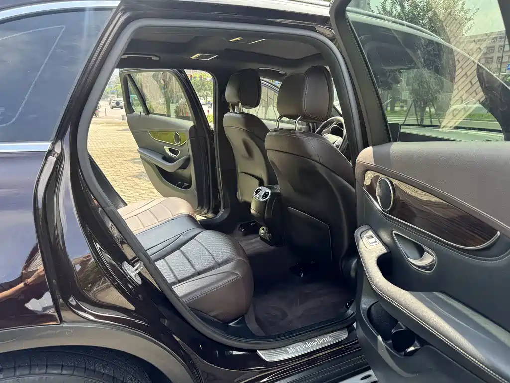Mercedes-Benz GLC — миниатюра 6