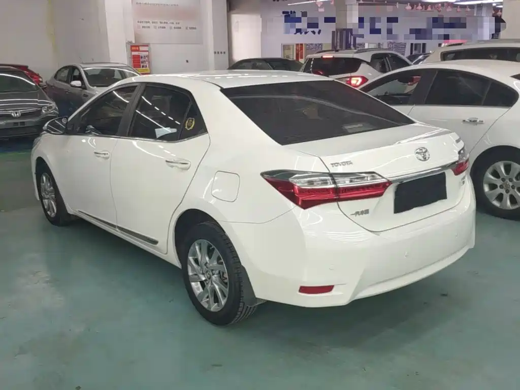 Toyota Corolla — миниатюра 5