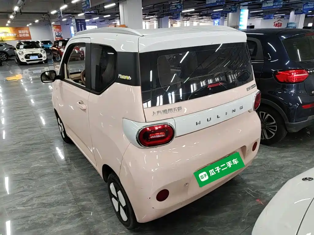 Wuling MINIEV — миниатюра 5