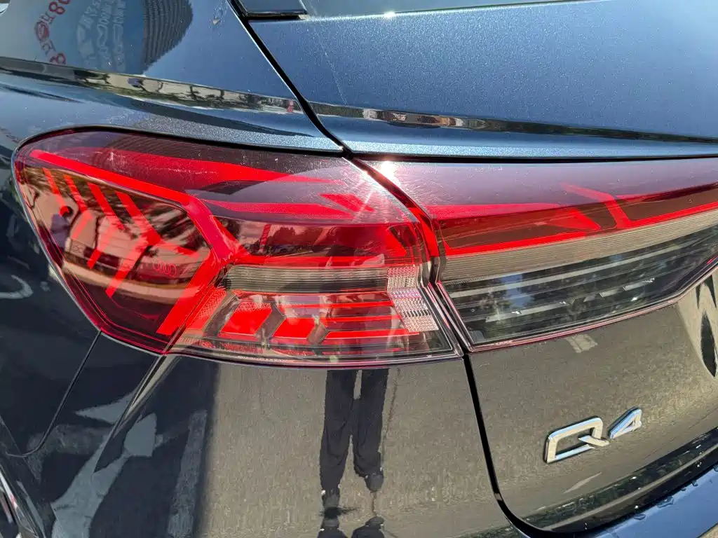 Audi Q4 e-tron — миниатюра 29