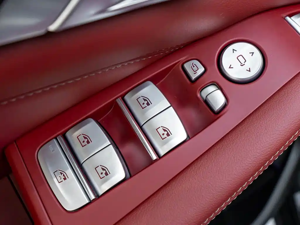 BMW X5 — миниатюра 23