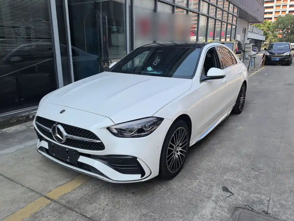Mercedes-Benz C-Class — миниатюра 2