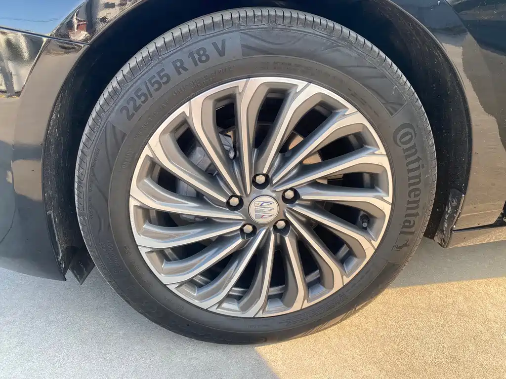 Buick LaCrosse — миниатюра 7