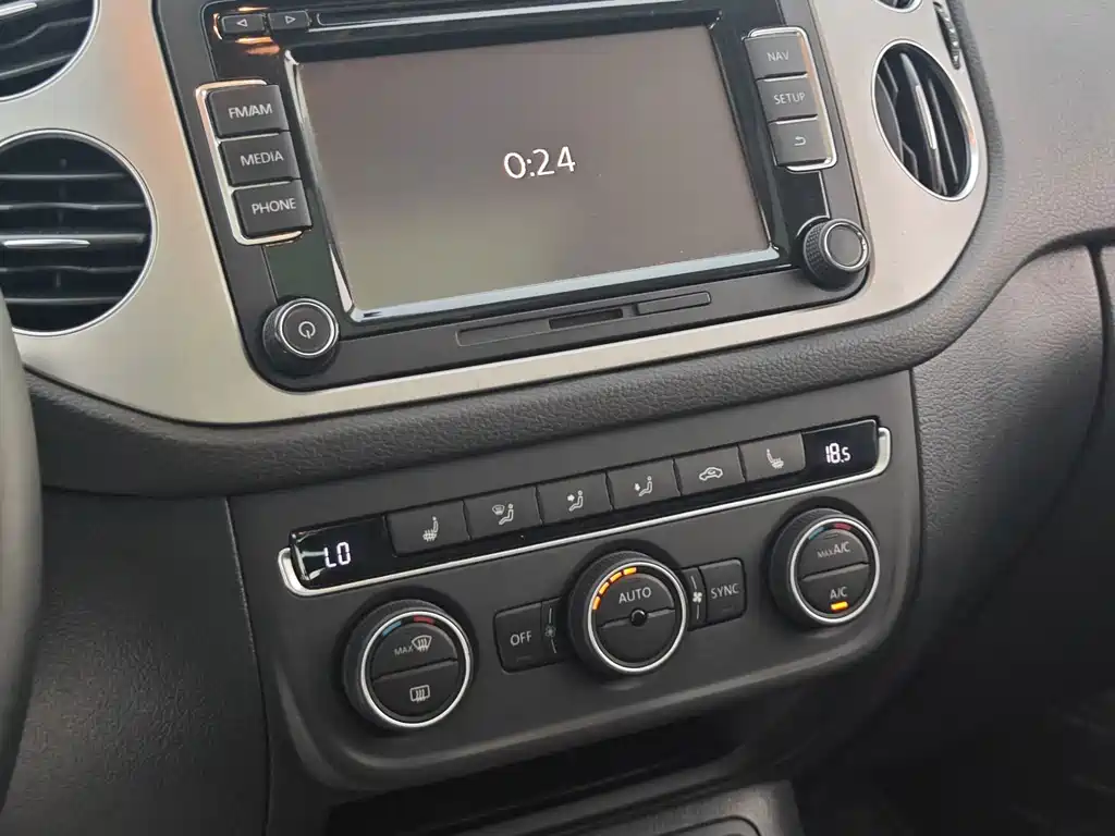 Volkswagen Tiguan — миниатюра 23