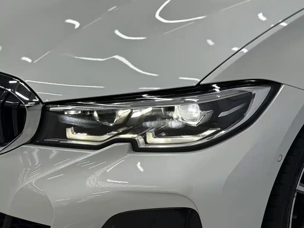 BMW 3 Series — миниатюра 24