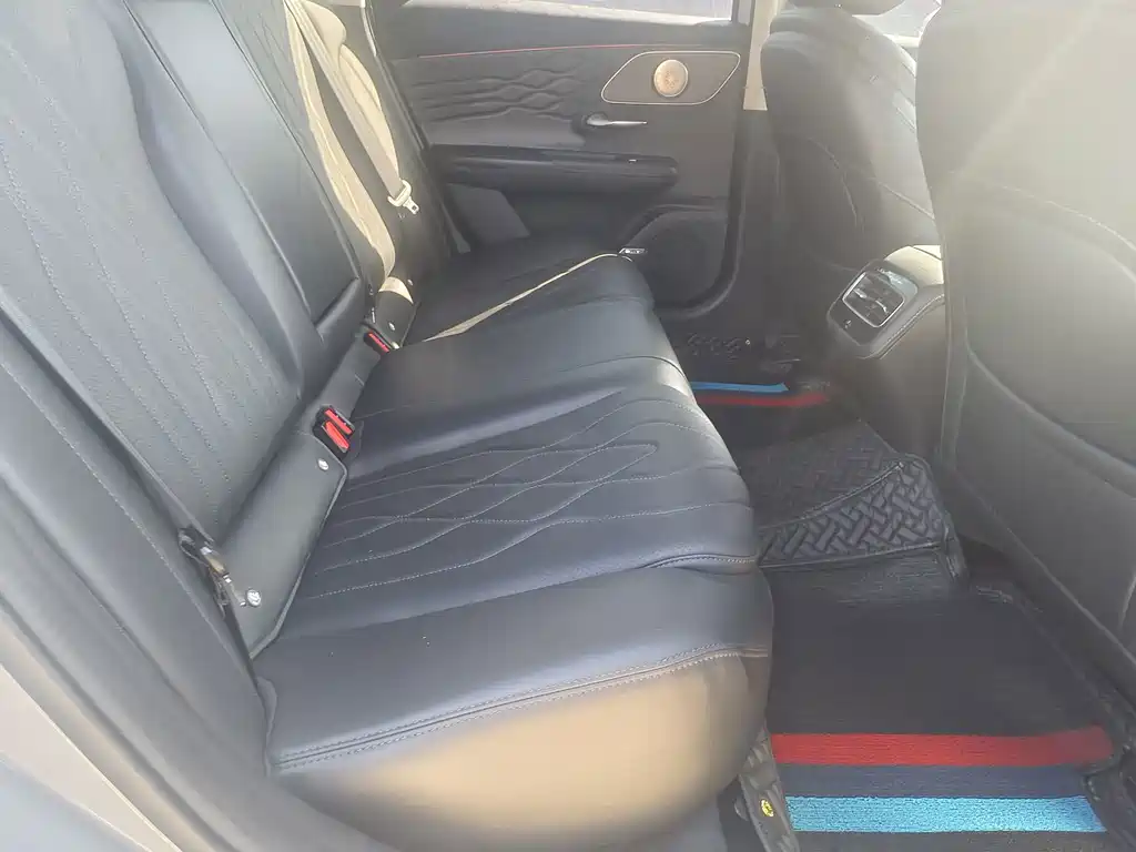 Chery Arrizo 8 PRO — миниатюра 5
