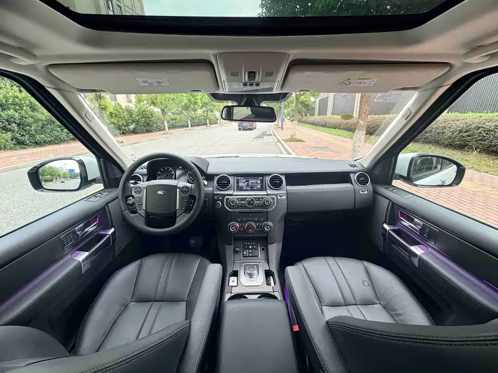 Land Rover Discovery — миниатюра 10