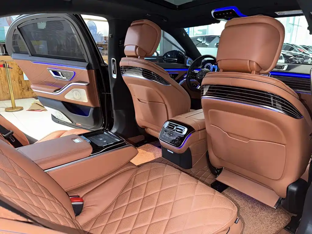 Mercedes-Benz S-Class — миниатюра 14