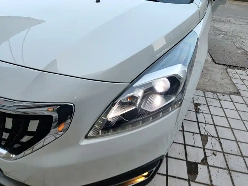 Peugeot 3008 — миниатюра 24