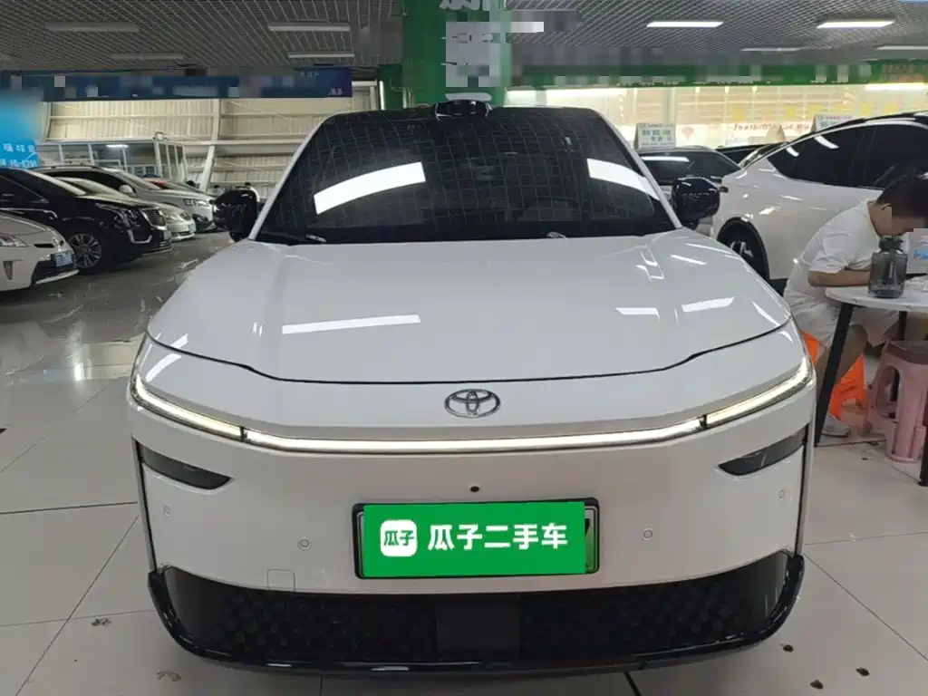 Toyota bZ3X — миниатюра 3