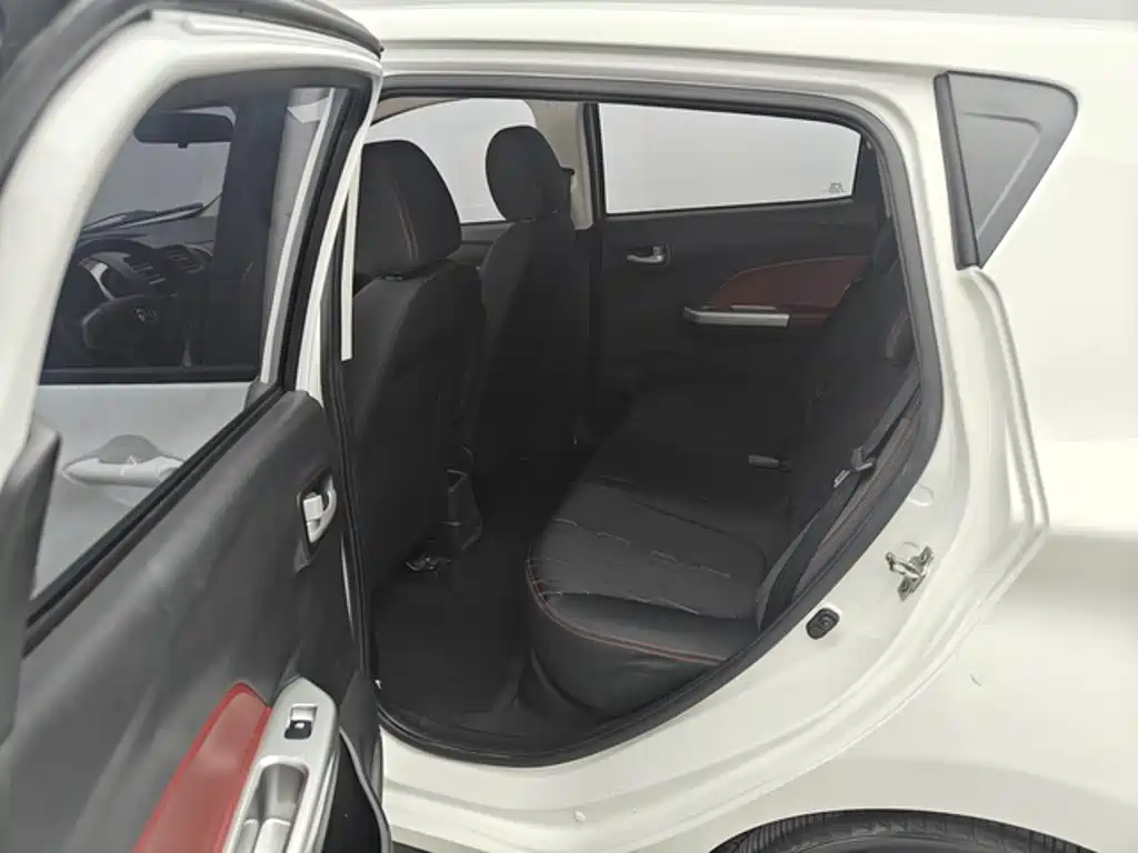 Changan BenBen — миниатюра 7