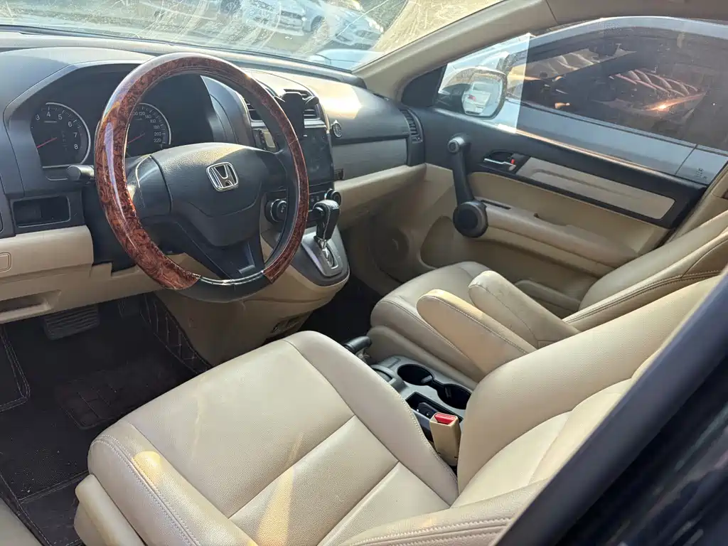 Honda CR-V — миниатюра 7