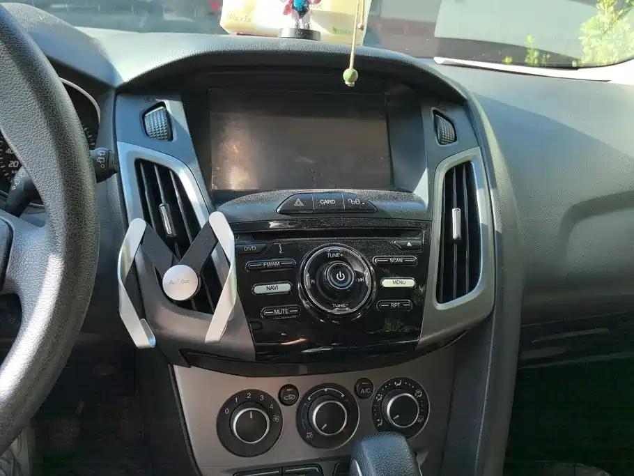Ford Focus — миниатюра 13