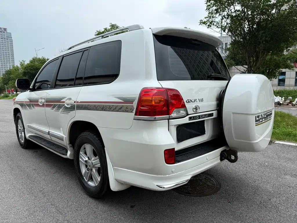 Toyota Land Cruiser — миниатюра 16