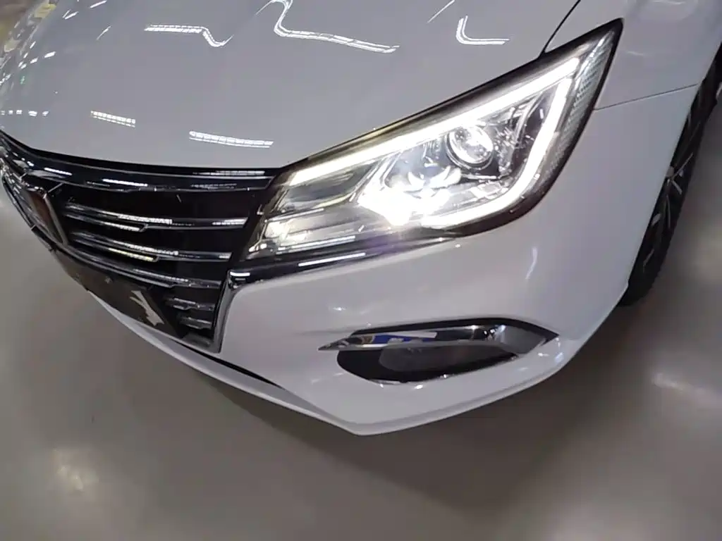 Roewe i5 — миниатюра 24