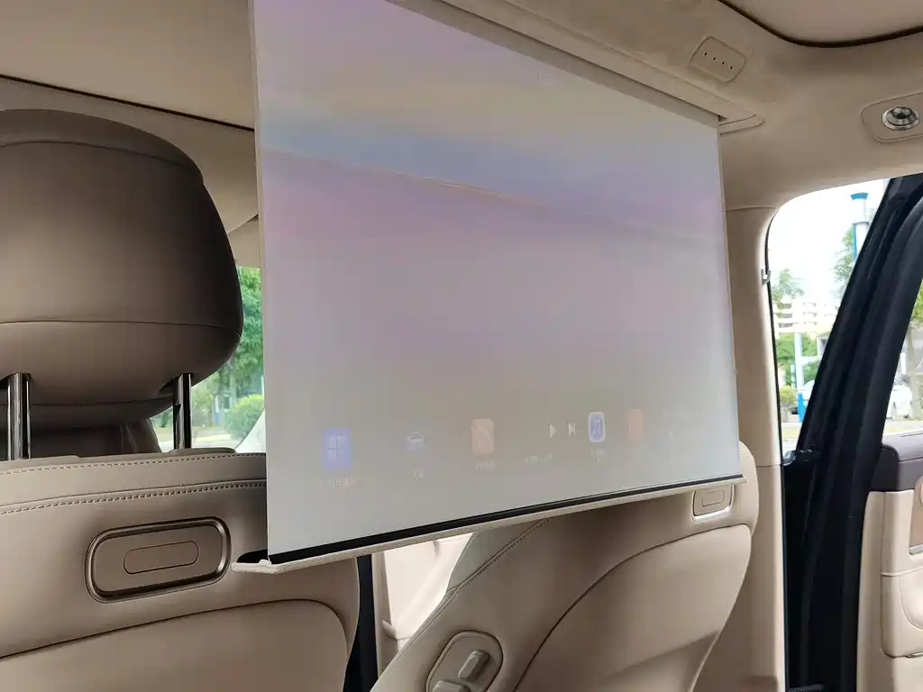 AITO ASK THE WORLD M9