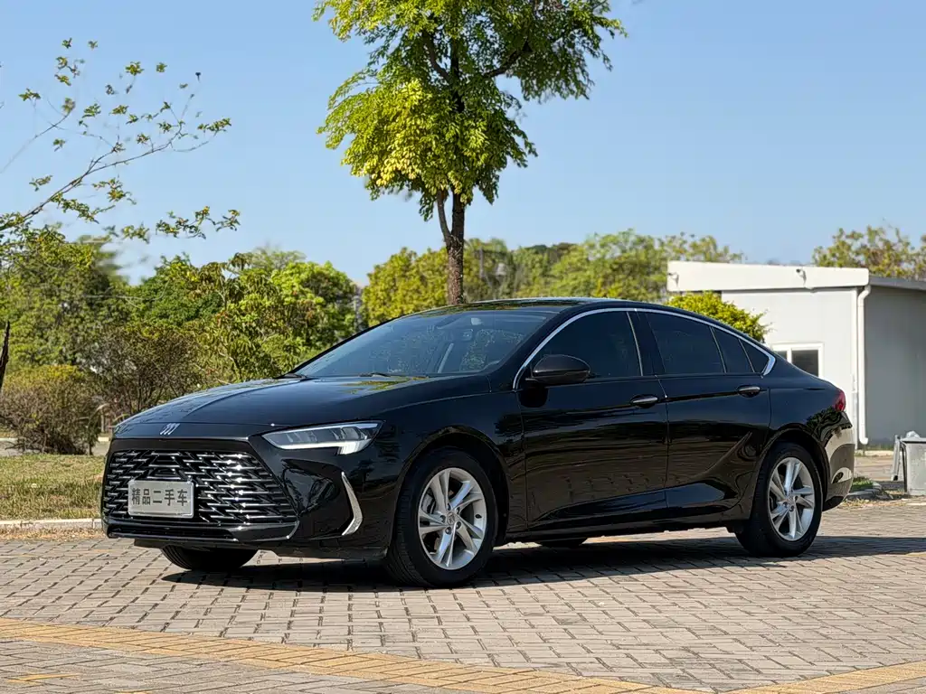 Buick Regal 2024
