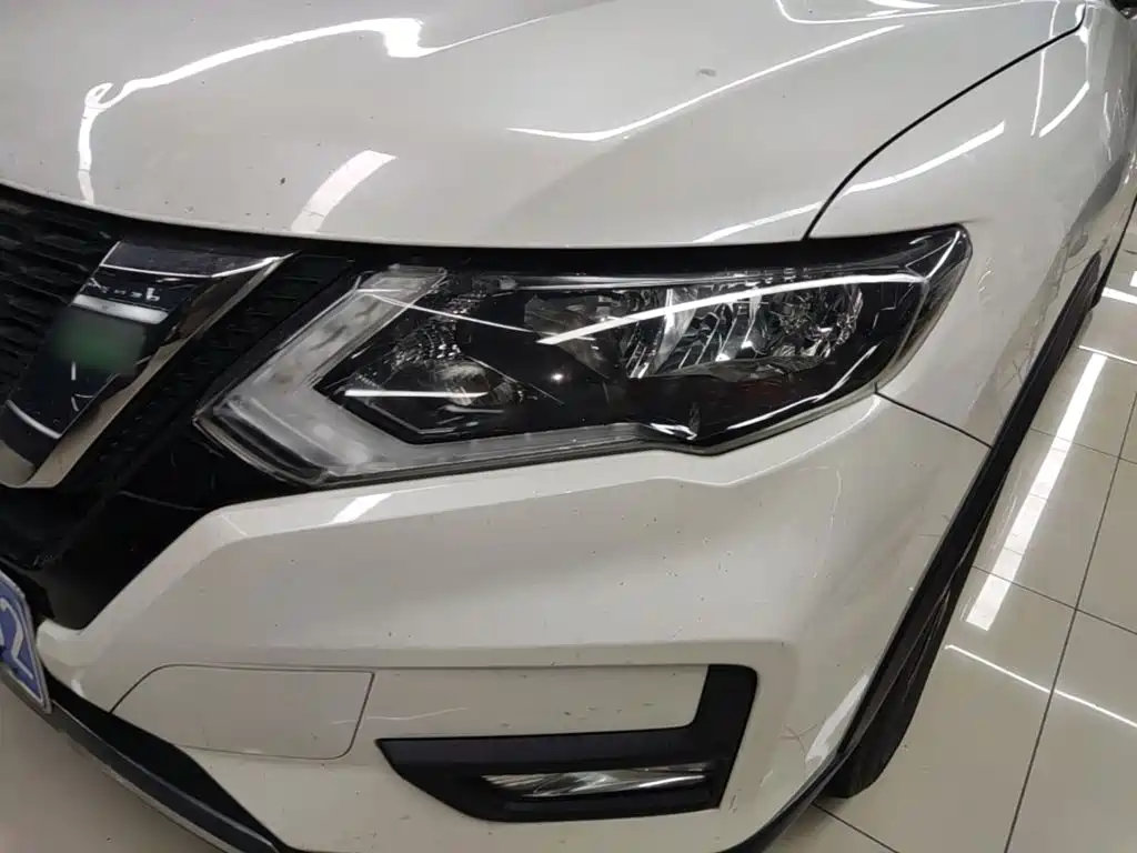 Nissan X-Trail — миниатюра 24