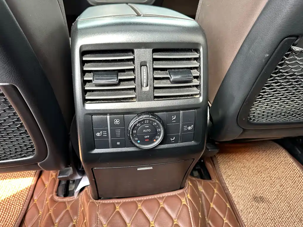 Mercedes-Benz GLS AMG — миниатюра 13