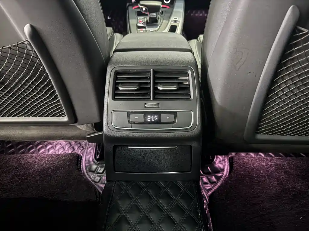 Audi A4L — миниатюра 11