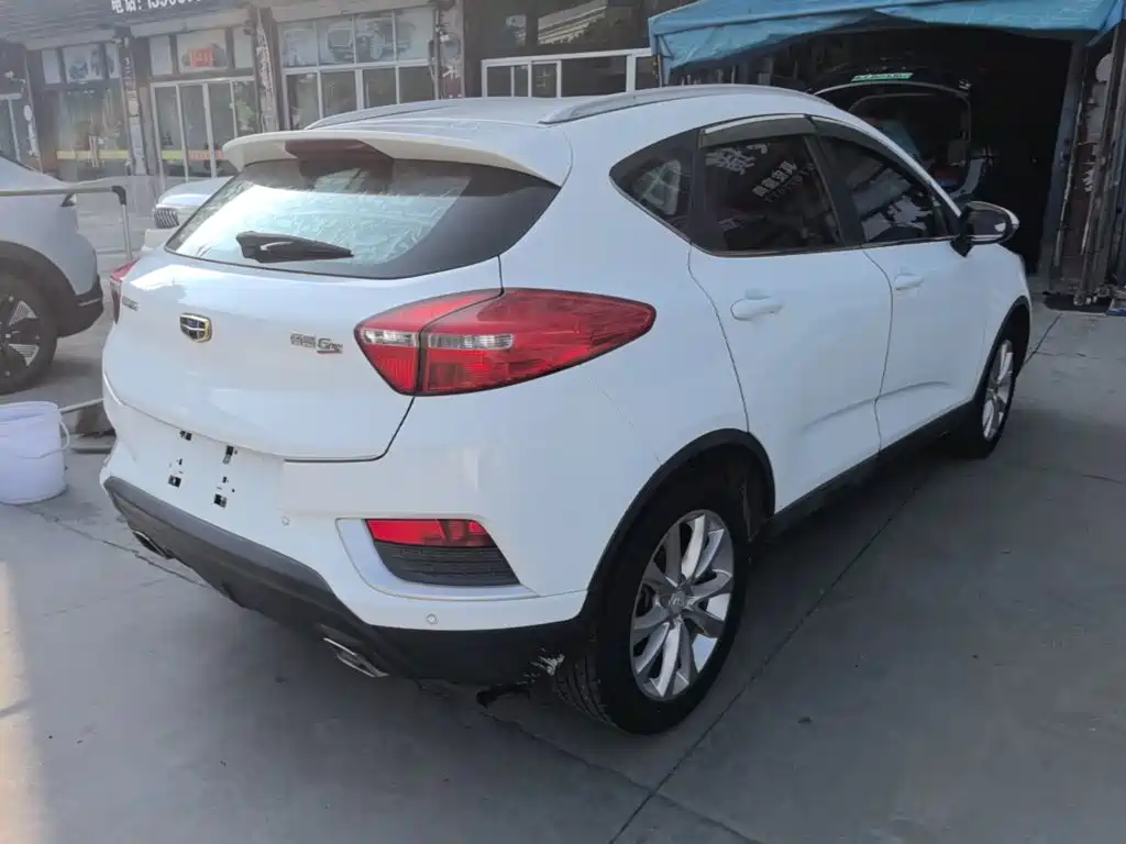Geely Emgrand GS — миниатюра 7