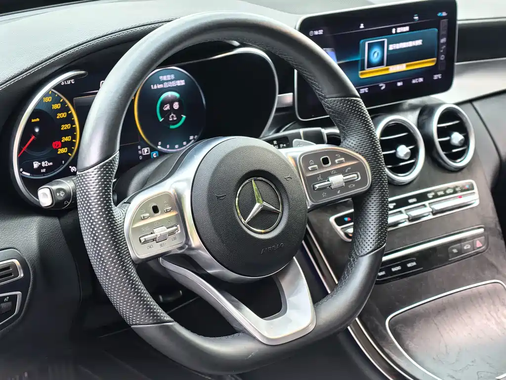 Mercedes-Benz C-Class — миниатюра 9