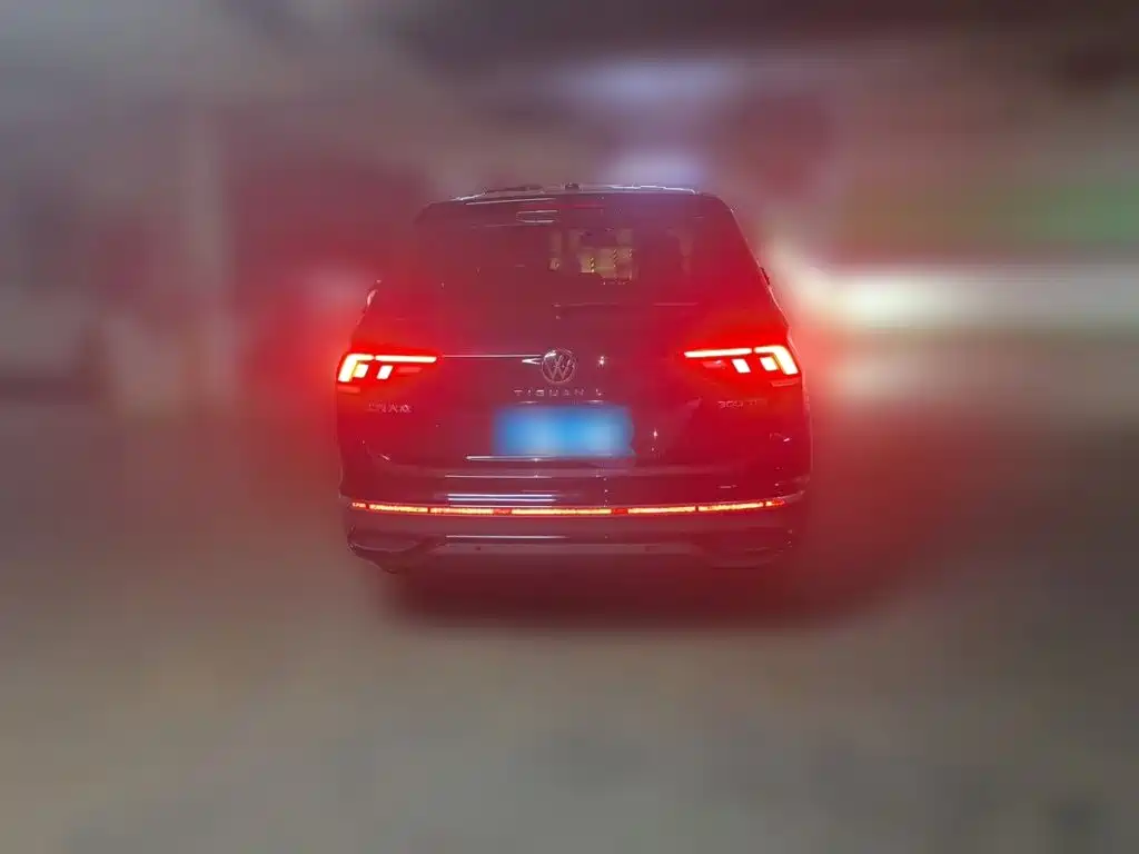 Volkswagen Tiguan L — миниатюра 3