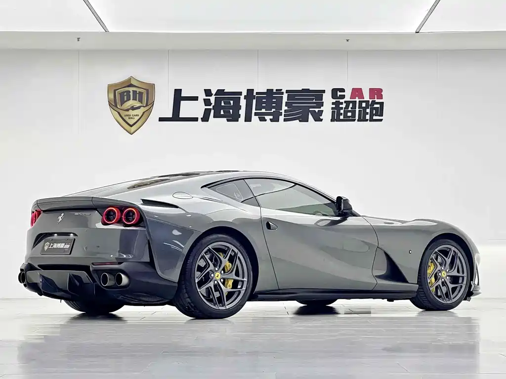 Ferrari 812 2018 6.5L Superfast
