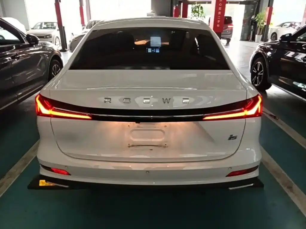 Roewe i5 — миниатюра 6