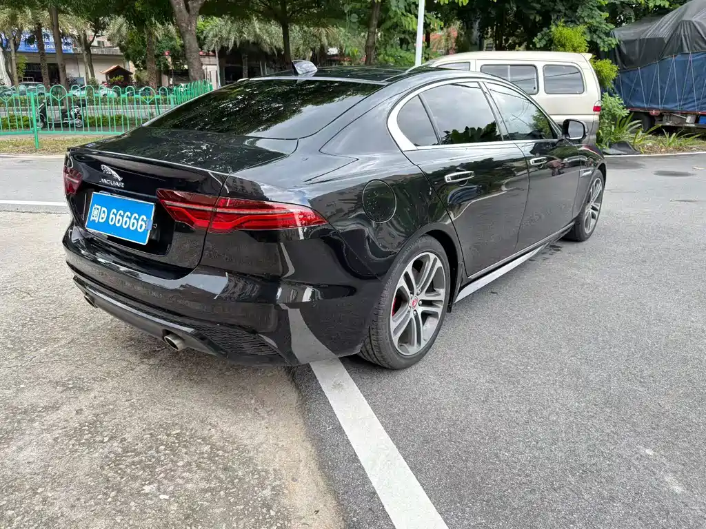 Jaguar XEL — миниатюра 9