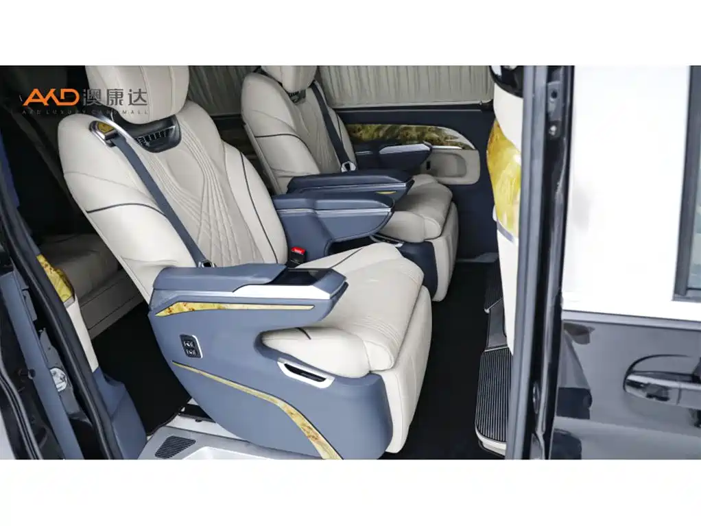 Mercedes-Benz V-Class — миниатюра 8