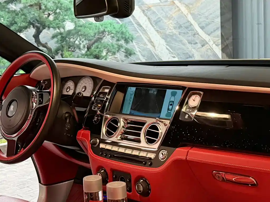 Rolls-Royce Wraith — миниатюра 9