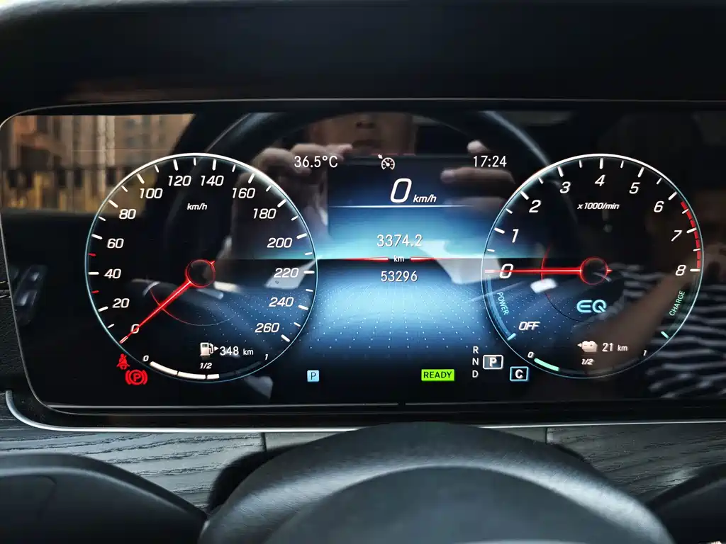 Mercedes-Benz E-Class New Energy — миниатюра 10
