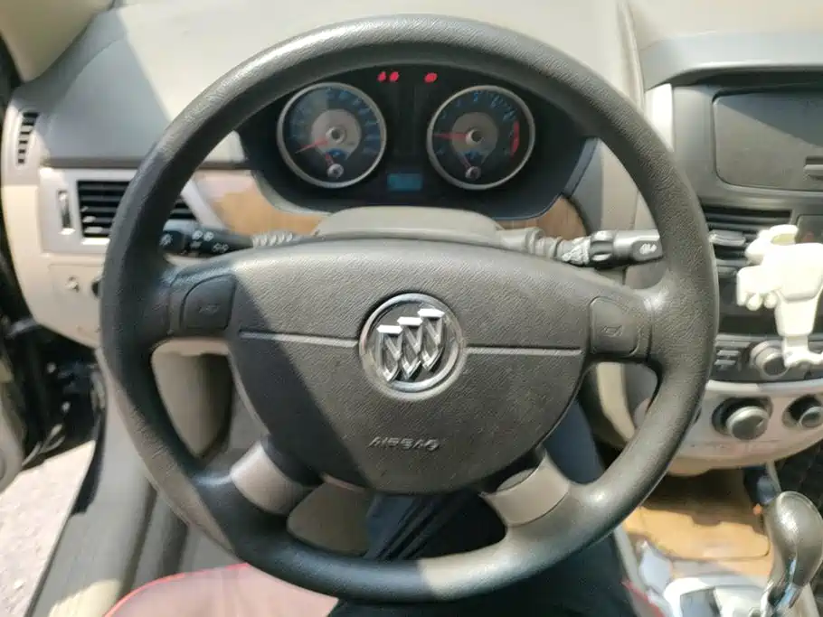 Buick Excelle — миниатюра 15