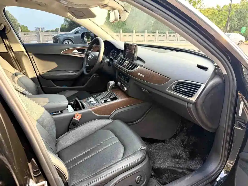 Audi A6L — миниатюра 6