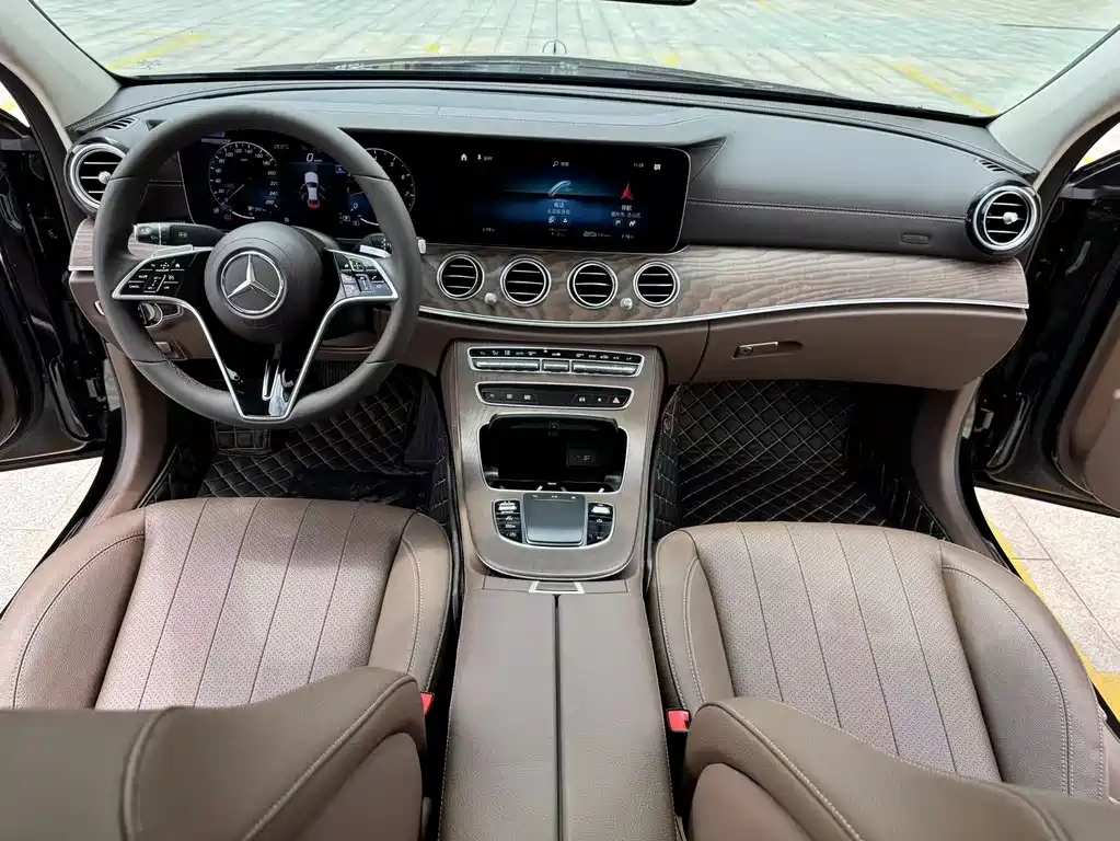 Mercedes-Benz E-Class — миниатюра 24