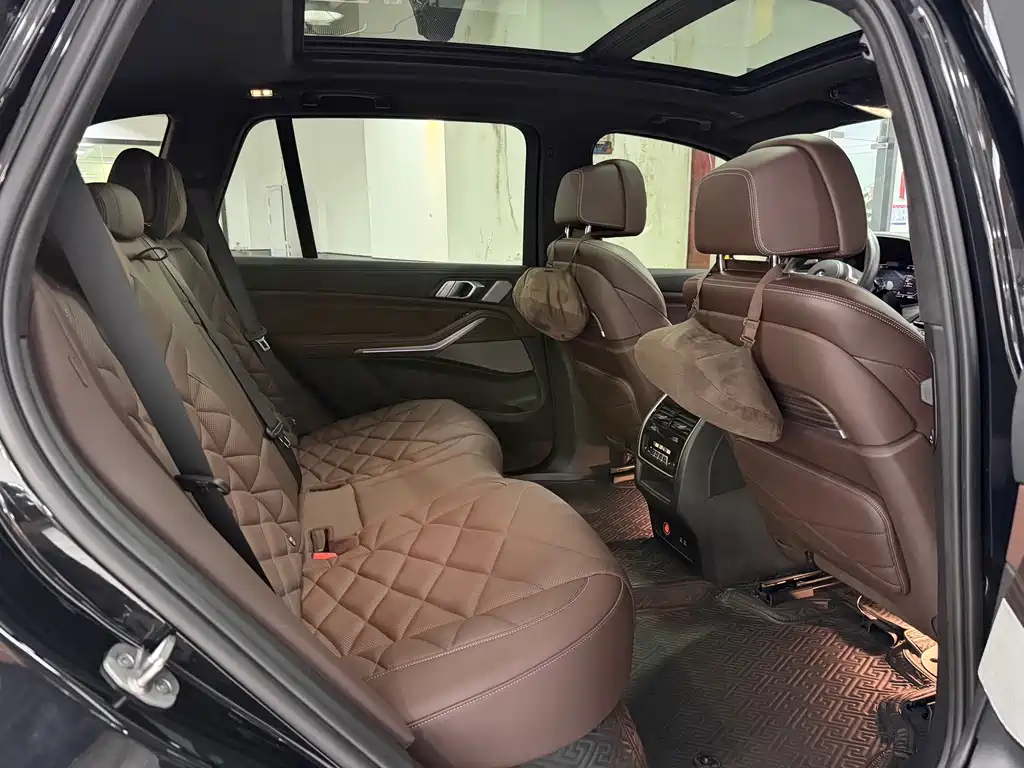 BMW X5 — миниатюра 11