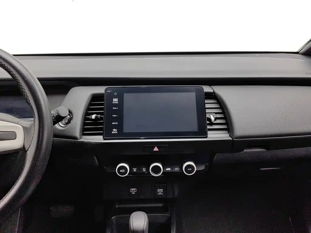 Honda Fit — миниатюра 12