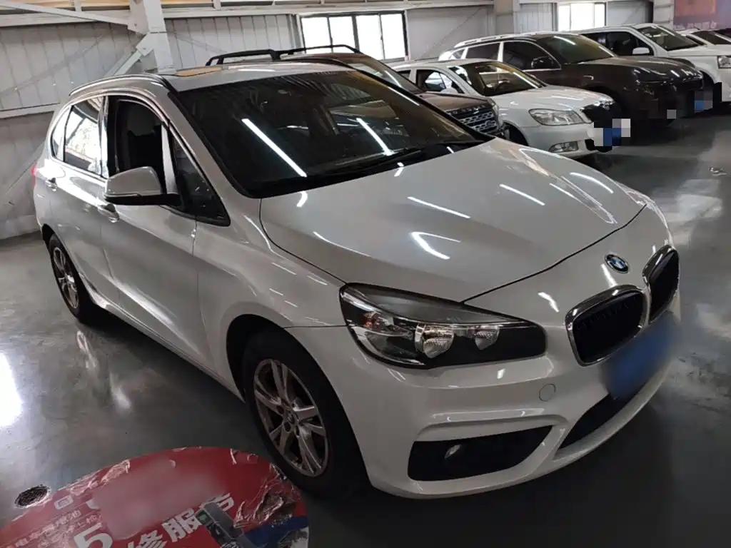 BMW 2 Series Active Tourer (Import) — миниатюра 4