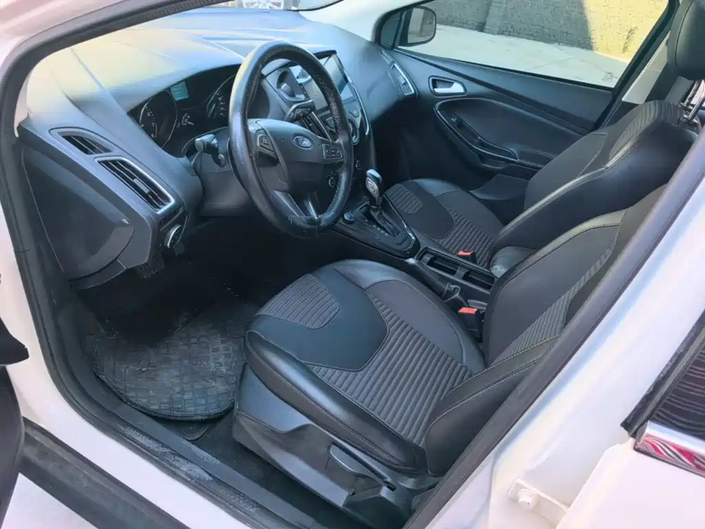 Ford Focus — миниатюра 15