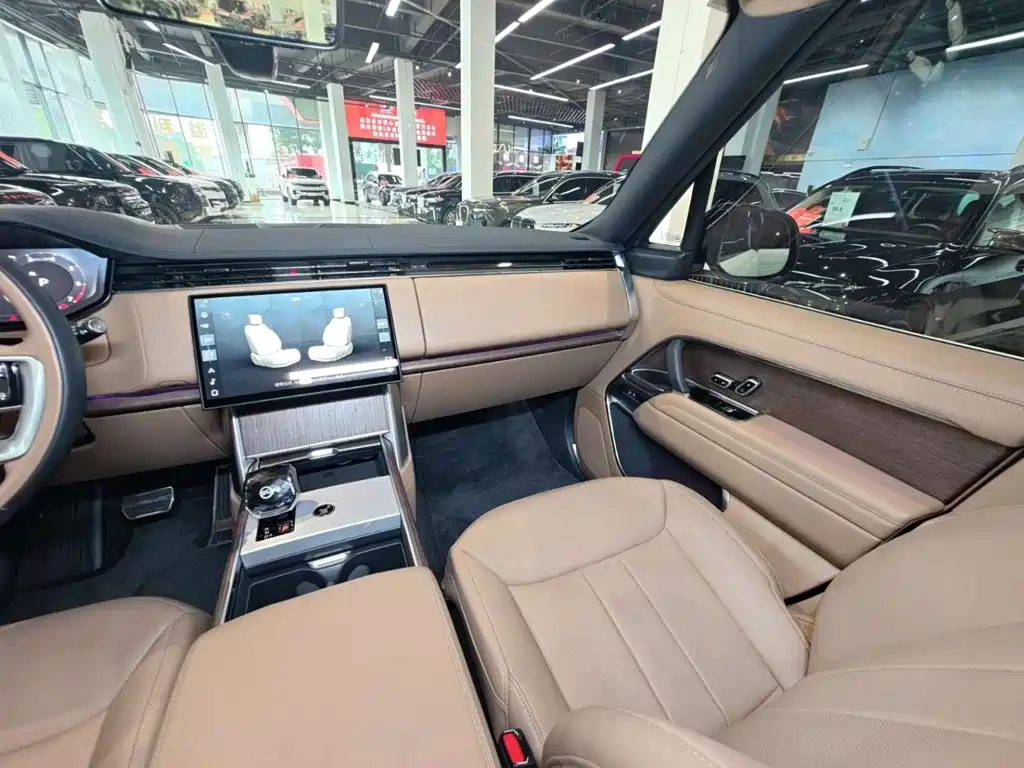 Land Rover Range Rover — миниатюра 19