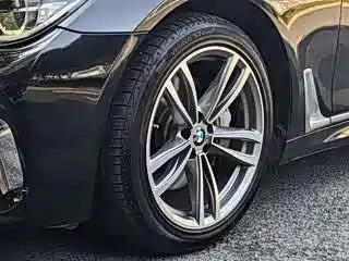 BMW 7 Series — миниатюра 15