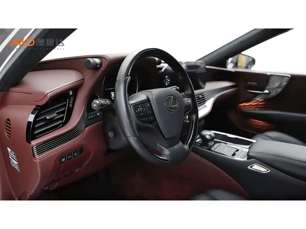 Lexus LS — миниатюра 6