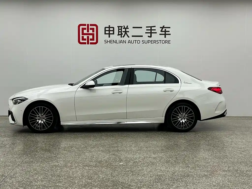Mercedes-Benz C-Class — миниатюра 4